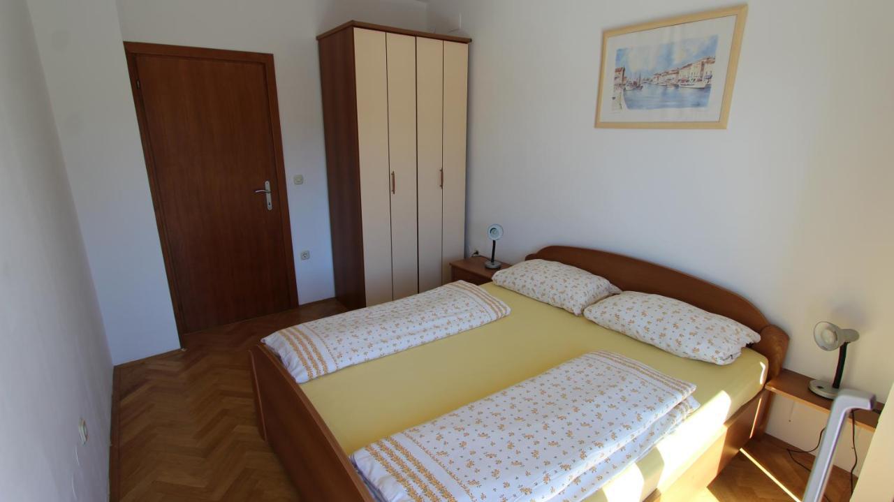 Apartmani Totic Malinska Luaran gambar