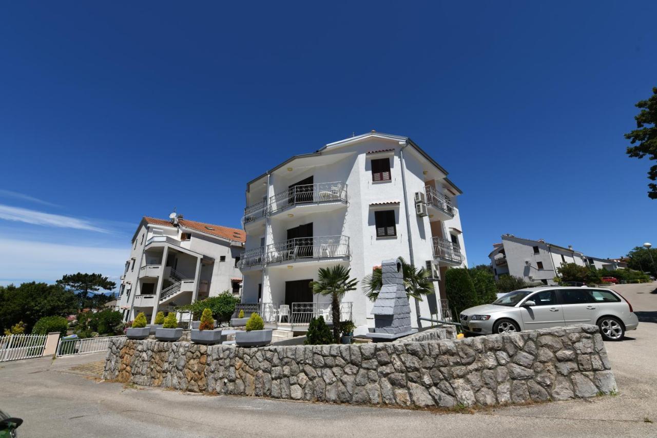 Apartmani Totic Malinska Luaran gambar