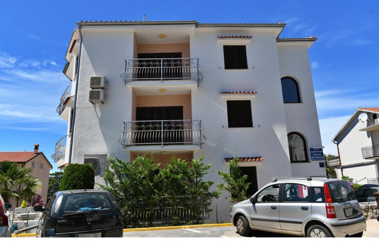 Apartmani Totic Malinska Luaran gambar