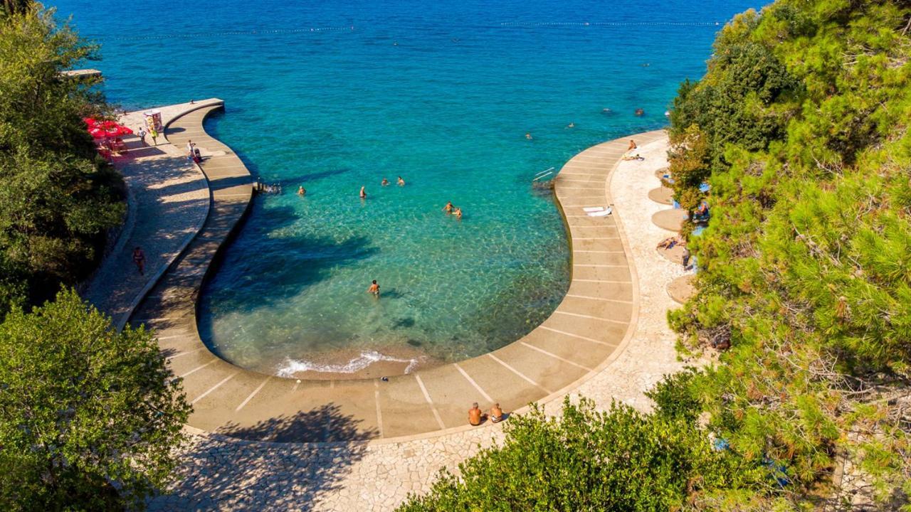 Apartmani Totic Malinska Luaran gambar
