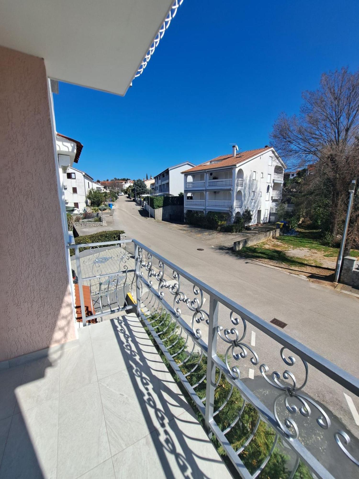 Apartmani Totic Malinska Luaran gambar