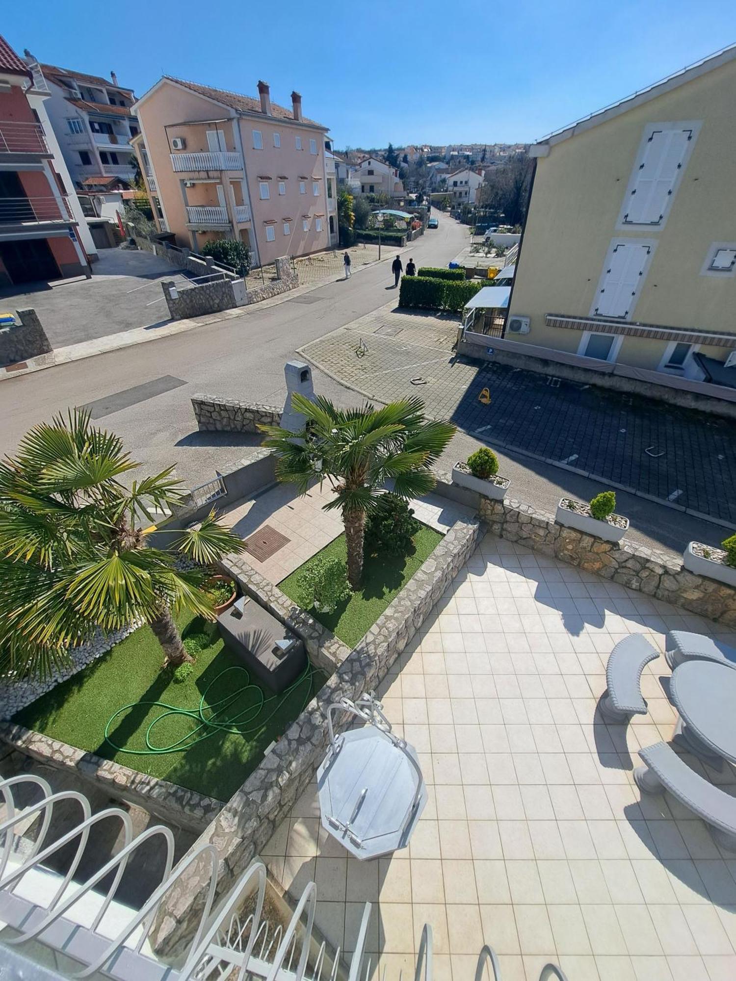 Apartmani Totic Malinska Luaran gambar
