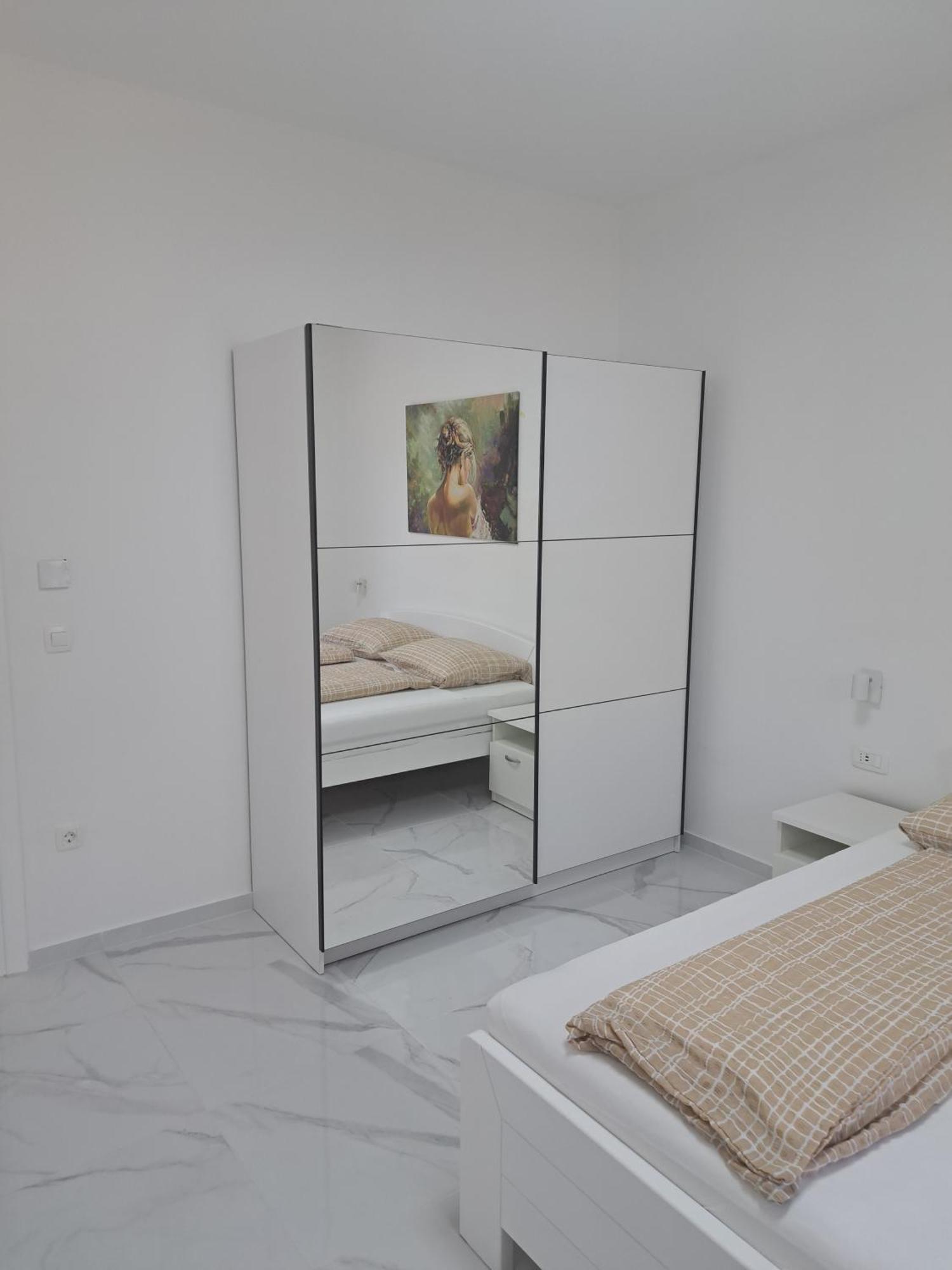 Apartmani Totic Malinska Luaran gambar